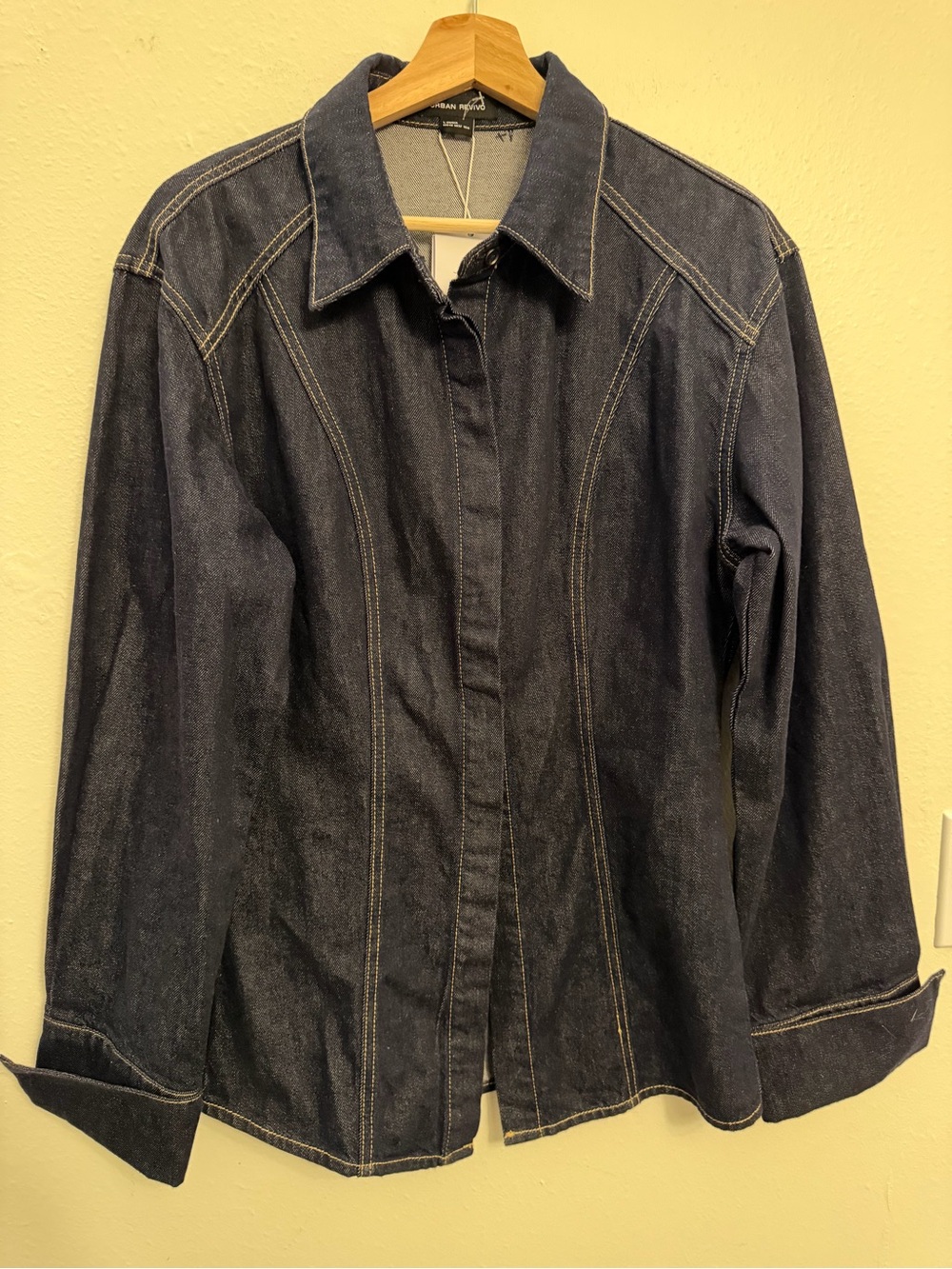 Dark Indigo Denim Button-Front Shirt Jacket - Women fitted size L western